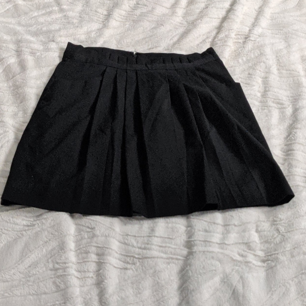 💜EUC Gap Skirt💜